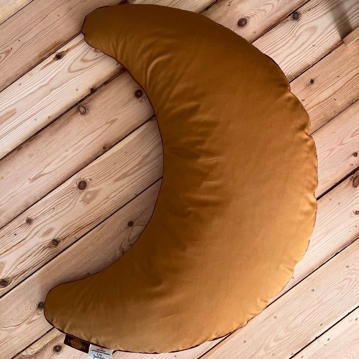 The Moon Pillow